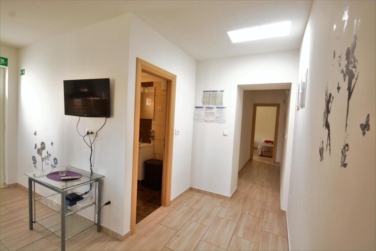 Kala And Tina Apartments Podstrana Dış mekan fotoğraf